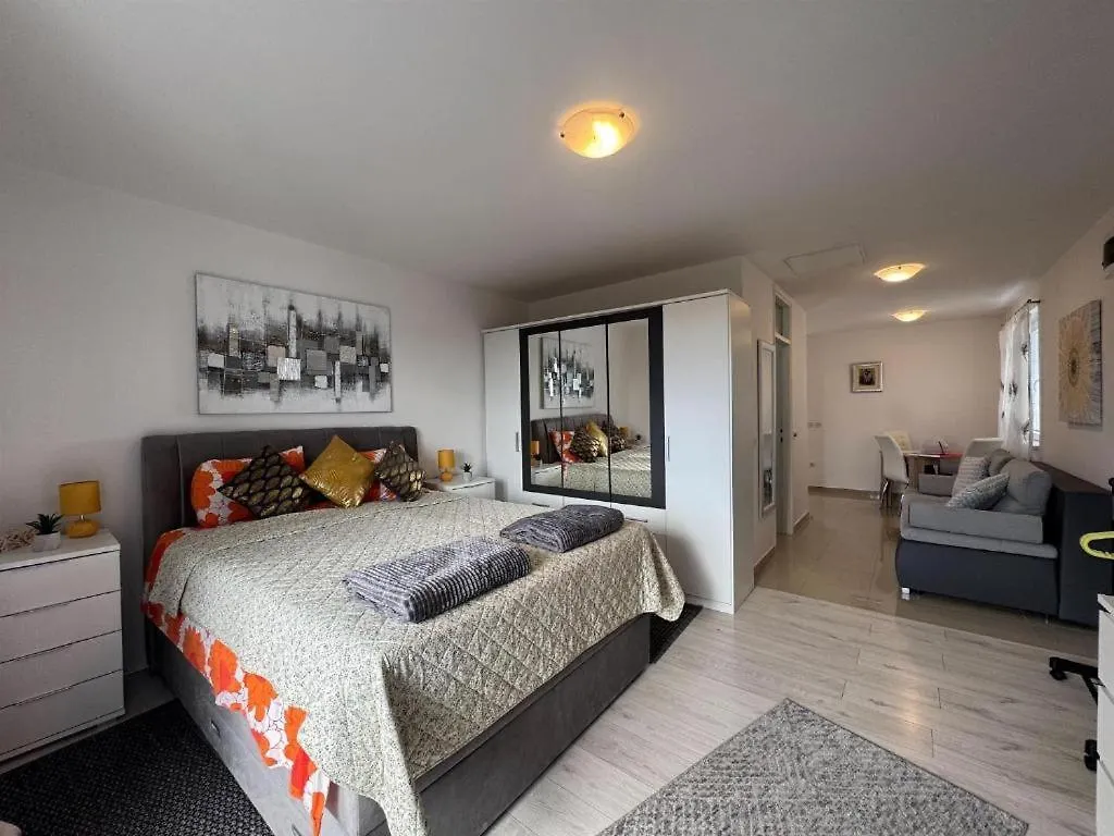 Apartment Nora Dramalj Croatia
